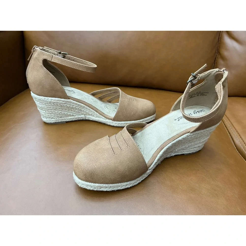Easy Street Daytona Wedge Sandals Womens 6.5 Tan Espadrille 31-5074